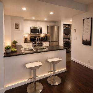 Cozy Bright 1BR with millions city views
