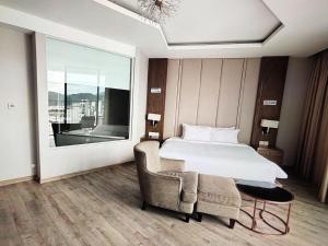 The Laguna Oceanview Homes