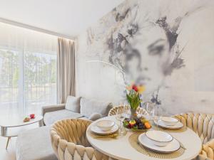 Sand & Sky Premium Apartment Terrace & SPA by Solarento