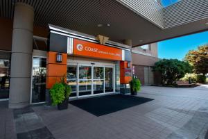 Coast Chilliwack Hotel by APA