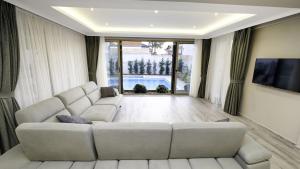 Oscar Villas 1