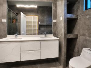 Departamento de lujo 170m2 - 3 Dormitorios en suite con baño privado