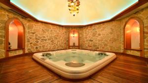 Holiday Inn Istanbul City by IHG
