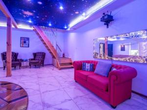 Comfortable house with a swimming pool and sauna