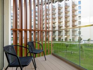 Apartment by the sea, indoor pool