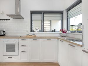 Holiday home, 3 bedrooms, private garden