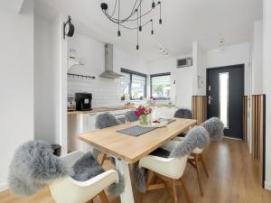 Holiday home, 3 bedrooms, private garden