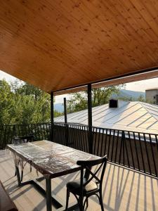 Racha Retreat guest house in Oni