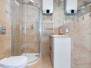Comfortable holiday home no 13 , summer pool