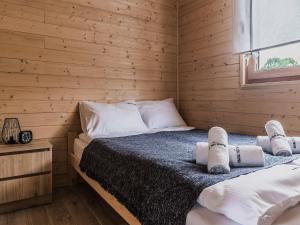 Summer House by the Sea with BBQ and Playroom