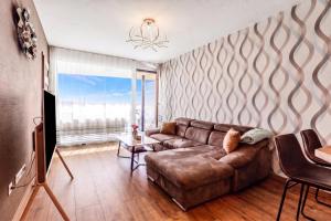 Lelle Marine-Hanna Pool Apartment - Happy Rentals