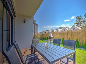 Comfortable holiday home with a garden and a pool