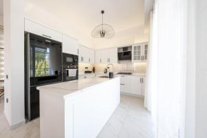 Misty Mountain Luxury Villa Fethiye, Yesiluzumlu by Sunworld Villas