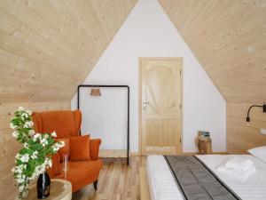Highlander holiday home with a fireplace, Zakopane