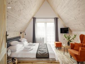 Highlander holiday home with a fireplace, Zakopane