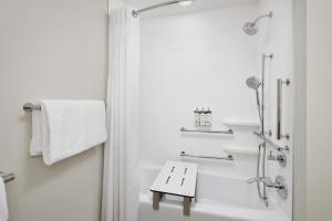 Holiday Inn Express Hotel & Suites Port St. Lucie West by IHG