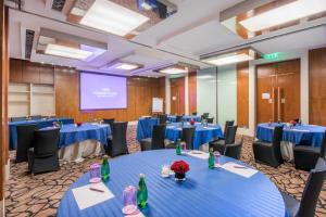 Crowne Plaza New Delhi Okhla by IHG