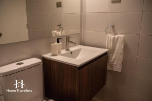 HT Spacious apartment near the lake, waterfalls and volcanoes