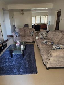 Leora Homes