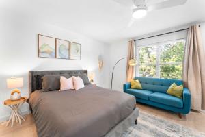 Prime SoCo cozy studio w laundryWiFi 7 Min to DT