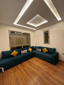 Charming 2 Rooms Garden Retreat with Shared Pool