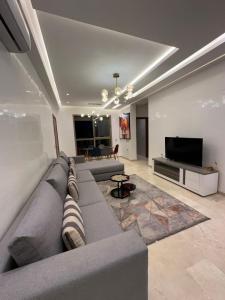 Charming 2 Rooms Garden Retreat with Shared Pool