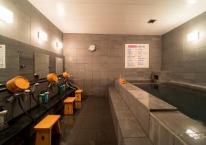 Super Hotel Takamatsu Tamachi
