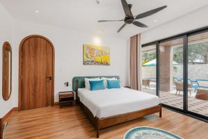 Salt Villa 5BR Beachfront by HÙA Homes
