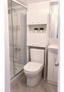2 Dormitorios, 1 baño, Estacionamiento privado
