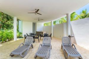 Entire House- 3BR with Private Roof Top Deck