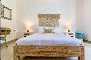 Villa Pucuk Harum 3BDR Seminyak, Petitenget