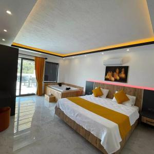 Villa eyfel luxury holiday with private pool