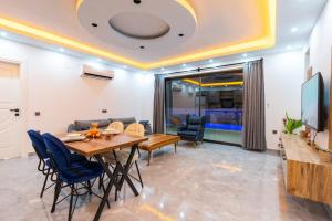 Villa eyfel luxury holiday with private pool