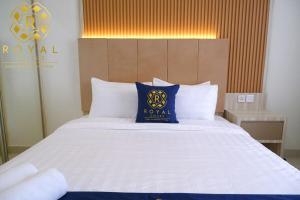 Royal Suites Studio 10QY Tower C - Pollux Habibie Apartment