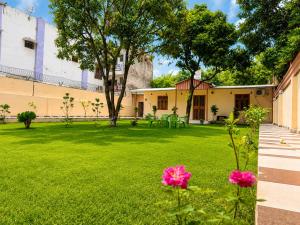 A2 Villa by JMD - Peaceful Stay Near Expo Mart