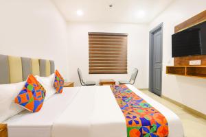 FabHotel D2 Pachim Vihar