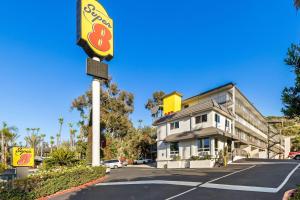 Super 8 by Wyndham San Diego Hotel Circle