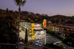 Super 8 by Wyndham San Diego Hotel Circle