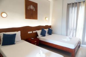 CGS TRAVELLERS INN