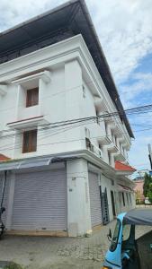 The Silver Suites