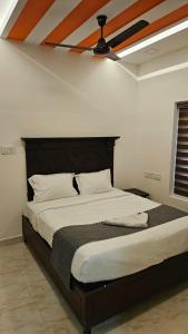 The Silver Suites