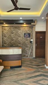 The Silver Suites