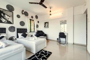 Spacious 3BHK Family Suite Near Growels Mall Next to Western Express Highway