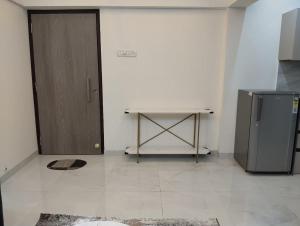 Nanak Stays 1Bhk in Thane West