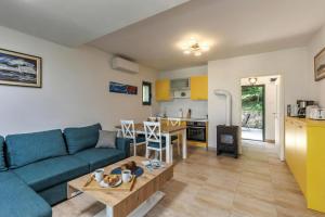 Beachside House Lara - Happy Rentals