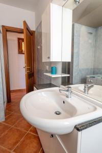 Charming 3-Bedroom Apartment in Santa Teresa Gallura