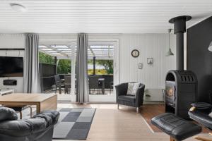 Spacious Holiday Home In Scenic Arrild