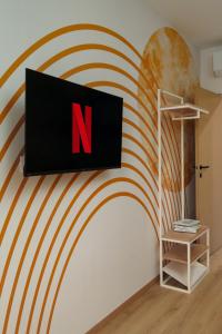 Stylish 3BR with Sauna by Metro