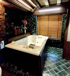 Five Star Guest House
