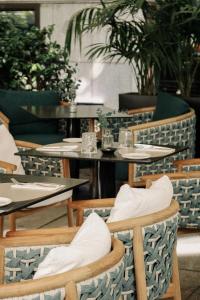 Hospes Puerta de Alcalá, a Member of Design Hotels